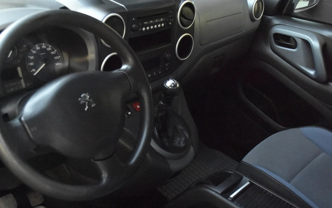 Peugeot Partner cena 29900 przebieg: 224000, rok produkcji 2013 z Strzelce Krajeńskie małe 407